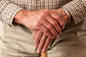 Gondoltad volna, hogy az öregedéssel kapcsolatos negatív gondolatok elősegítik az Alzheimer-kór kialakulását?